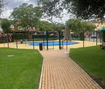 Dos Hermanas - Photo 3