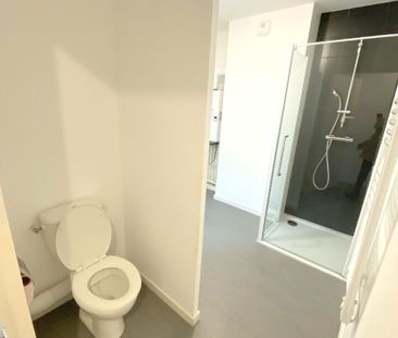 Location Appartement 2 pièces 38m² - Photo 5