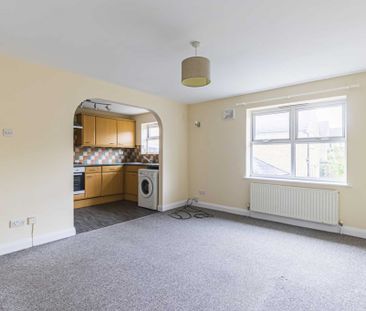 2 bed Flat for rent - Photo 1