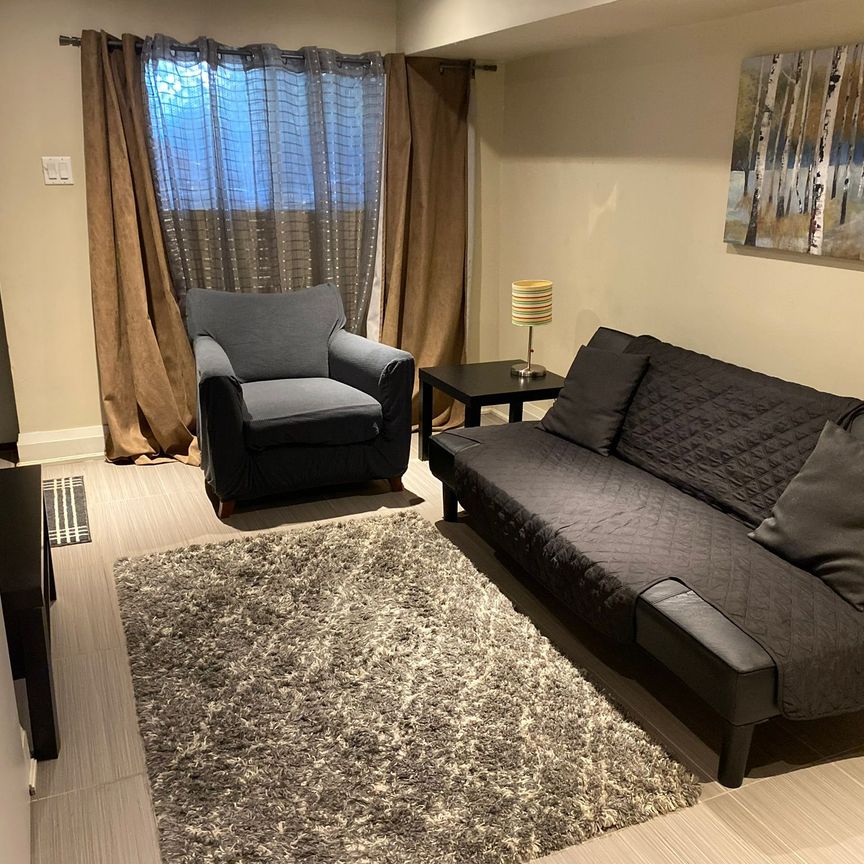 For Lease - 1547 Kingston Road Unit# Rear, Toronto, Ontario - Photo 1