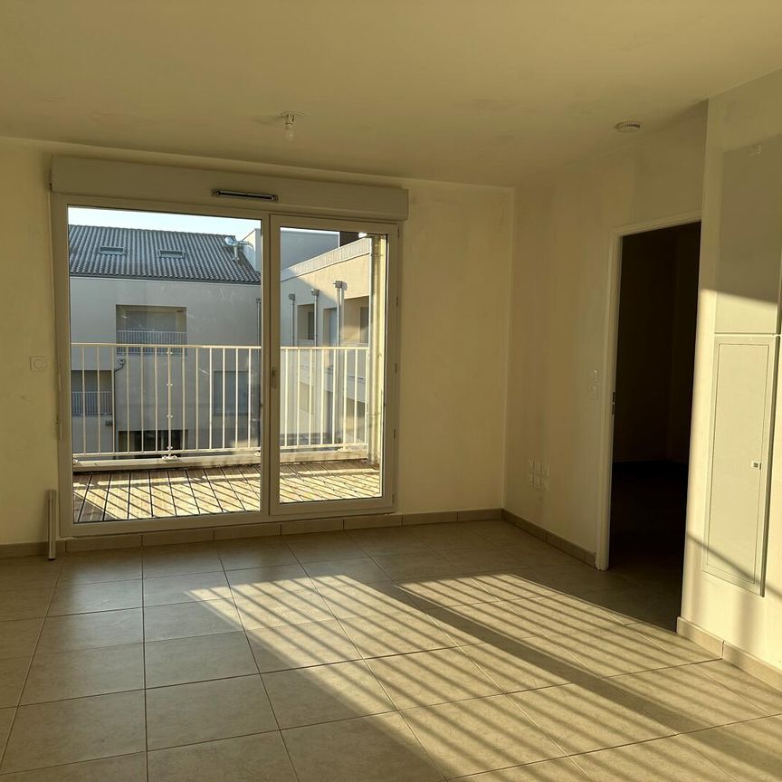 location Appartement T2 DE 36.69m² À CASTANET TOLOSAN - Photo 1