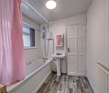 2 bed terraced house to rent in Acton Street, Middlesbrough, TS1 - Photo 3