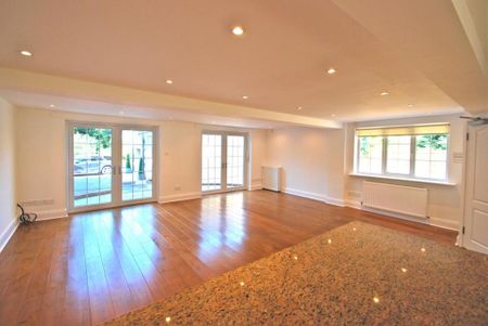 2 bedroom detached house to rent - Photo 3