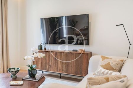 Luxury Apartment for rent in Madrid, Spain - Photo 3