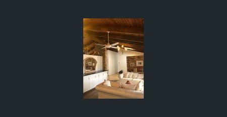 Renovated 3 Bedroom House in Helensvale - Photo 2