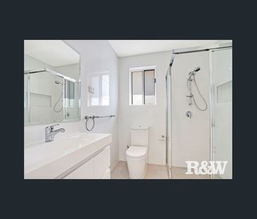 NEAR NEW GRANNY FLAT - Photo 2