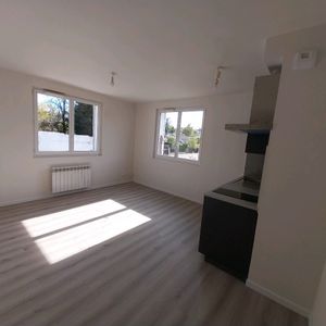 Location Appartement 1 pièce 24m² PALAISEAU 91120 - Photo 2