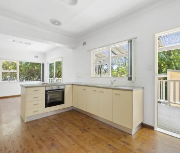 2 Bedroom Cottage in Great Location - Photo 6