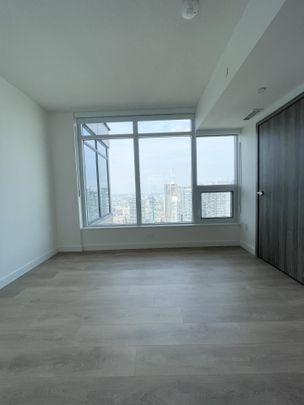 For Lease - 1 Concord Cityplace Way Unit# 5103, Toronto, Ontario - Photo 1