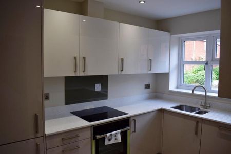 2 bedroom detached house to rent - Photo 5