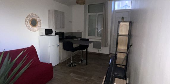 Appartement À Louer 1 Pièce , 20 M² - Photo 2