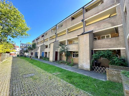 3 bedroom apartment to rent - Photo 5