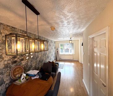 2 bedroom end of terrace house to rent - Photo 6