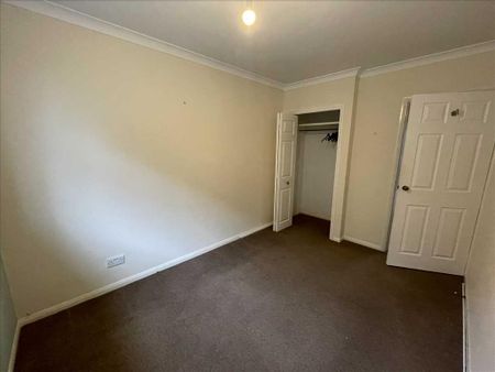 2 bedroom semi-detached house to rent - Photo 5
