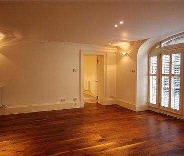 2 bed flat for rent in New Town - Photo 6