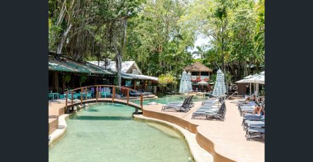 LIVE A CAREFREE RESORT LIFESTYLE - Photo 5