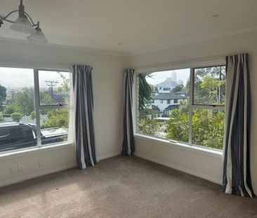 Charming 2BR Unit in Hauraki - Photo 6