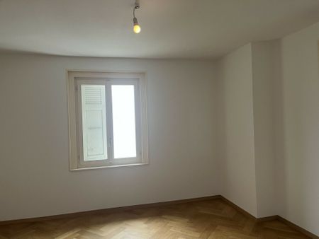Apartment located in the center of the village - Photo 3