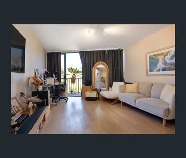 18/15 Seabeach Avenue, Mona Vale, NSW 2103 - Photo 2