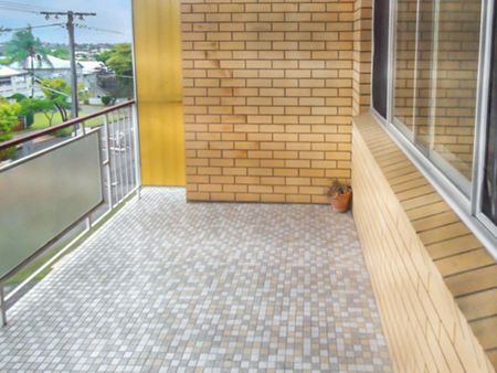 5 / 28 Wood Street, KEDRON QLD 4031 - Photo 3