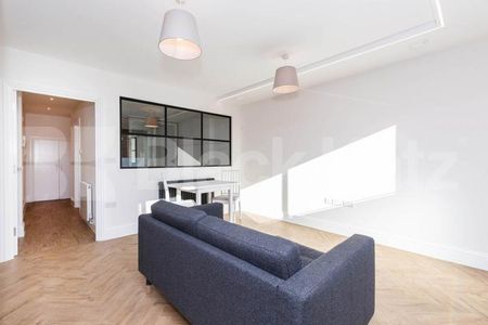 Spacious studio / one bed to rent stone throw away from Finsbury Park - Photo 4