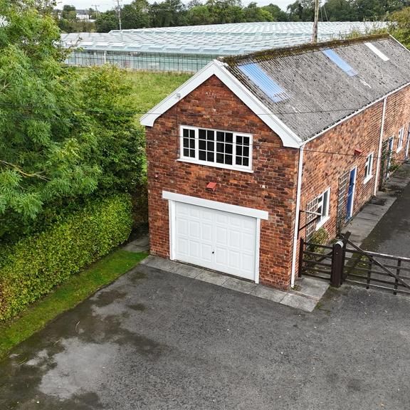 3 bedroom property to rent - Photo 1