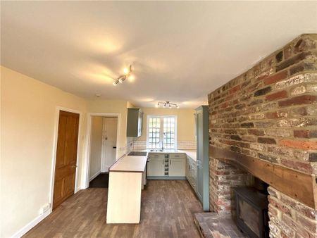 3 bedroom cottage to rent - Photo 3