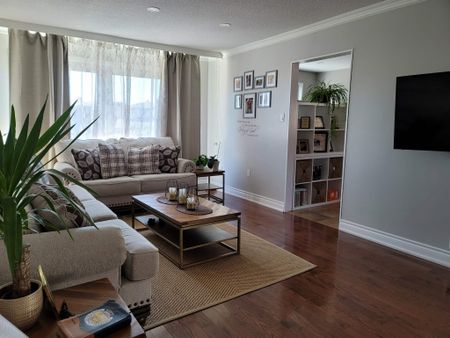 For Lease - 198 Braymore Boulevard, Toronto, Ontario - Photo 3