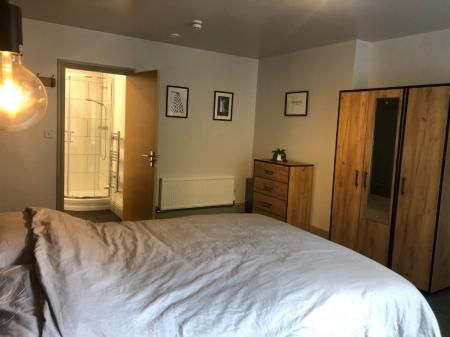 Winton Square, Shelton, Stoke-On-Trent, ST4 - Photo 3