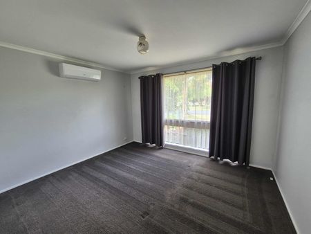9 Robert Crescent, Wodonga VIC 3690 - House For Rent | Domain - Photo 4