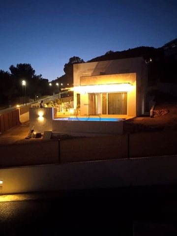 4 bedroom luxury Villa for rent in Ibiza, Spain - Photo 4