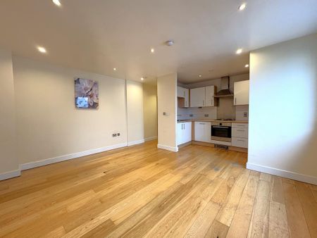 1 bedroom flat to rent - Photo 2