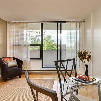 Riverton Park Apartments - Photo 4