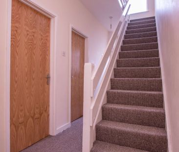 Ideal for its close proximity to town! - Photo 1