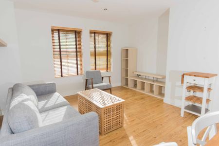 Apt 2, 22 Upper Lisburn Road, Belfast, BT10 0AA - Photo 2