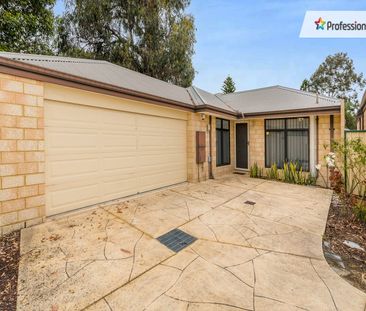 Walking Distance to Train Station - Photo 2