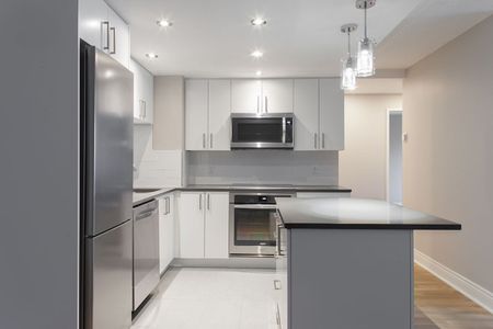 4800 Maisonneuve Blvd W - Photo 3