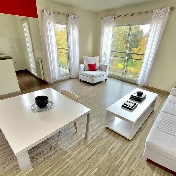 A LOUER - TYPE 1 AU CALME PRCHE ERAUDIERE - Photo 1