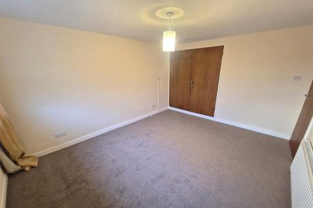 3 Bedroom Detached To Let - Photo 5
