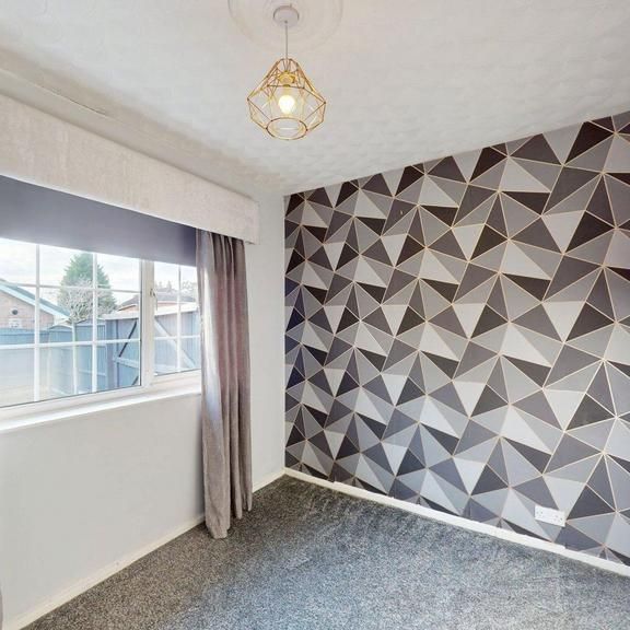 2 bedroom semi-detached bungalow to rent - Photo 1