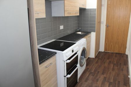 Shaw Street, Flat 8, PRESTON, Lancashire PR1 1UB - Photo 2