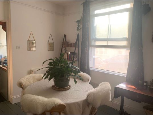 1 Bed Flat, Chessel Street, BS3 - Photo 1