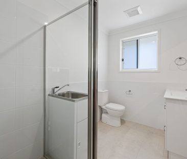 Modern 2 Bedroom Duplex - Photo 4