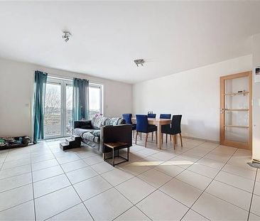 Appartement te huur - Photo 1