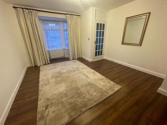 Wells Street, Swindon - Photo 1