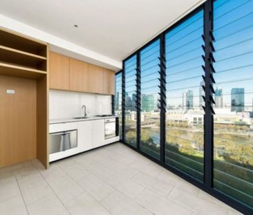 1304/565 Flinders Street, Melbourne VIC 3000 - Photo 5