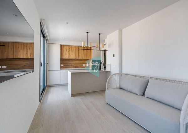 1 room luxury Apartment for rent in Estepona, Spain