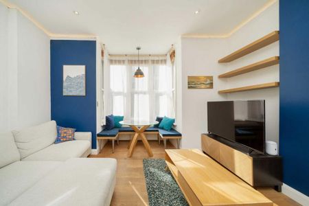 1 bedroom flat to rent - Photo 2