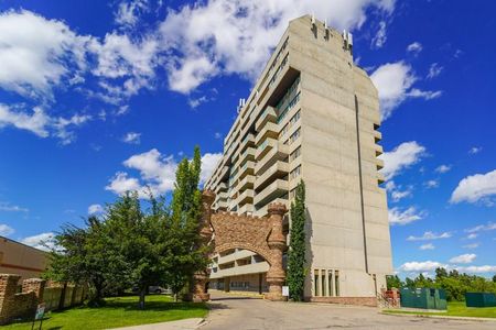 Unit 1410, 4902 - 37 Street, Red Deer AB - Photo 2