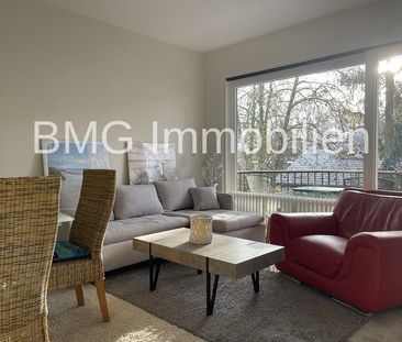 Sonnige zwei Zimmer, Balkon, Tiefgarage, Hobbyraum - komplett möbliert - Photo 1